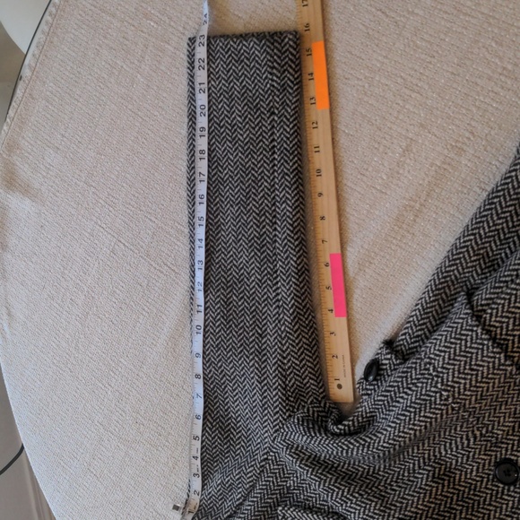 Vintage 80%wool, Herringbone velvet collar accent coat size small - Picture 13 of 16